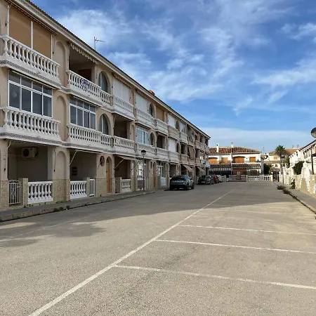 Acogedor Apartamento A Escasos Metros De La Playa Apartment *